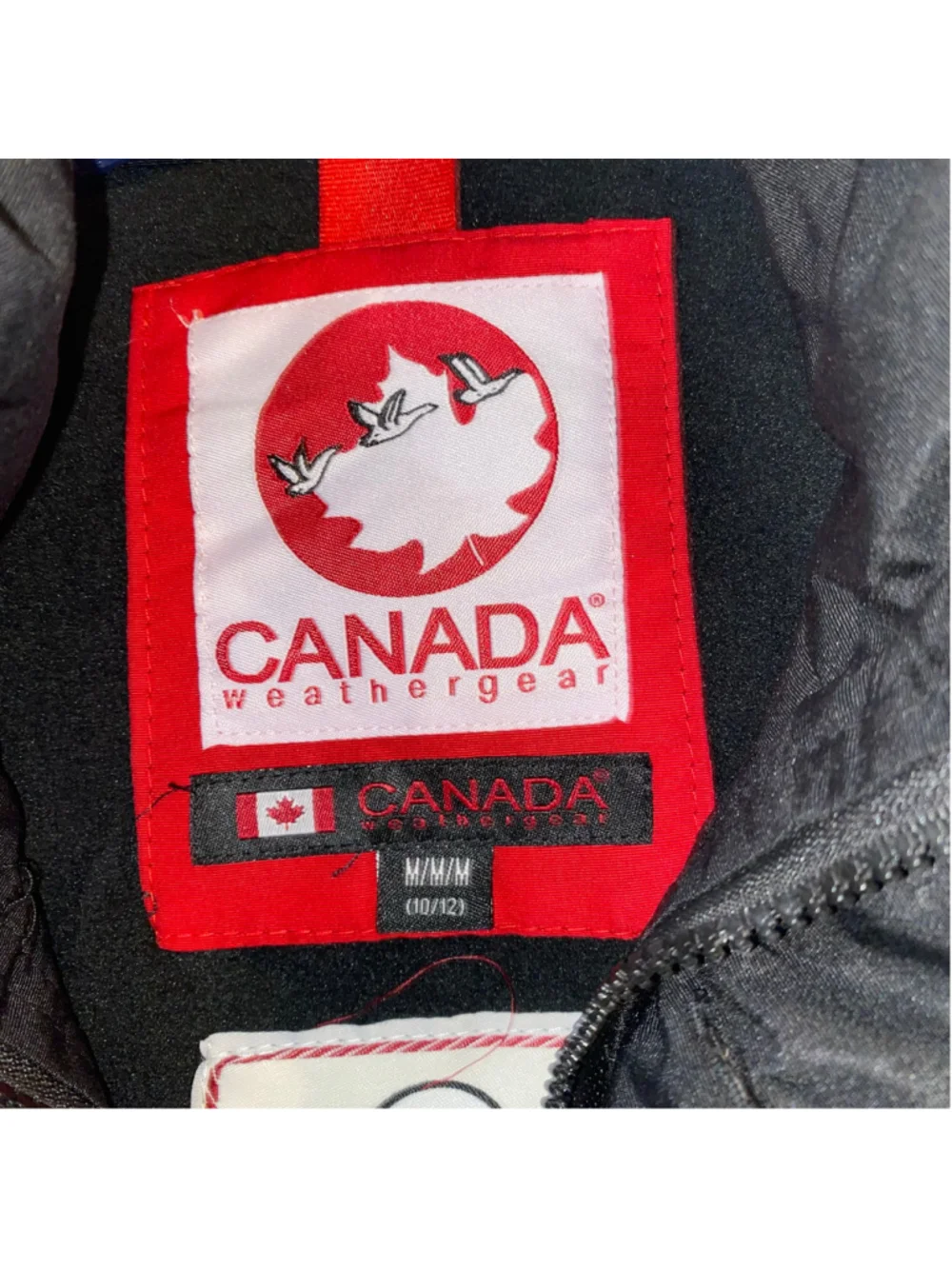 Boys Canada Weathergear Puffer Vest Size M 10/12 Black Red